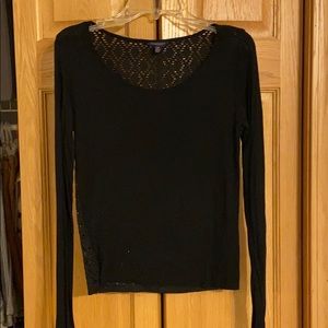Long Sleeve with pattern back